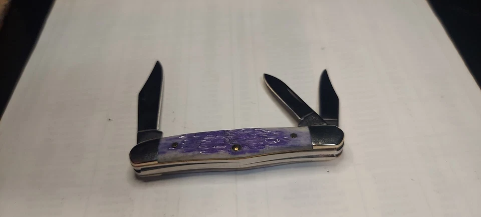 2000 Case XX Periwinkle 6308 Whittler Knife 3 Blade Whittler knife  - Image 4 of 4