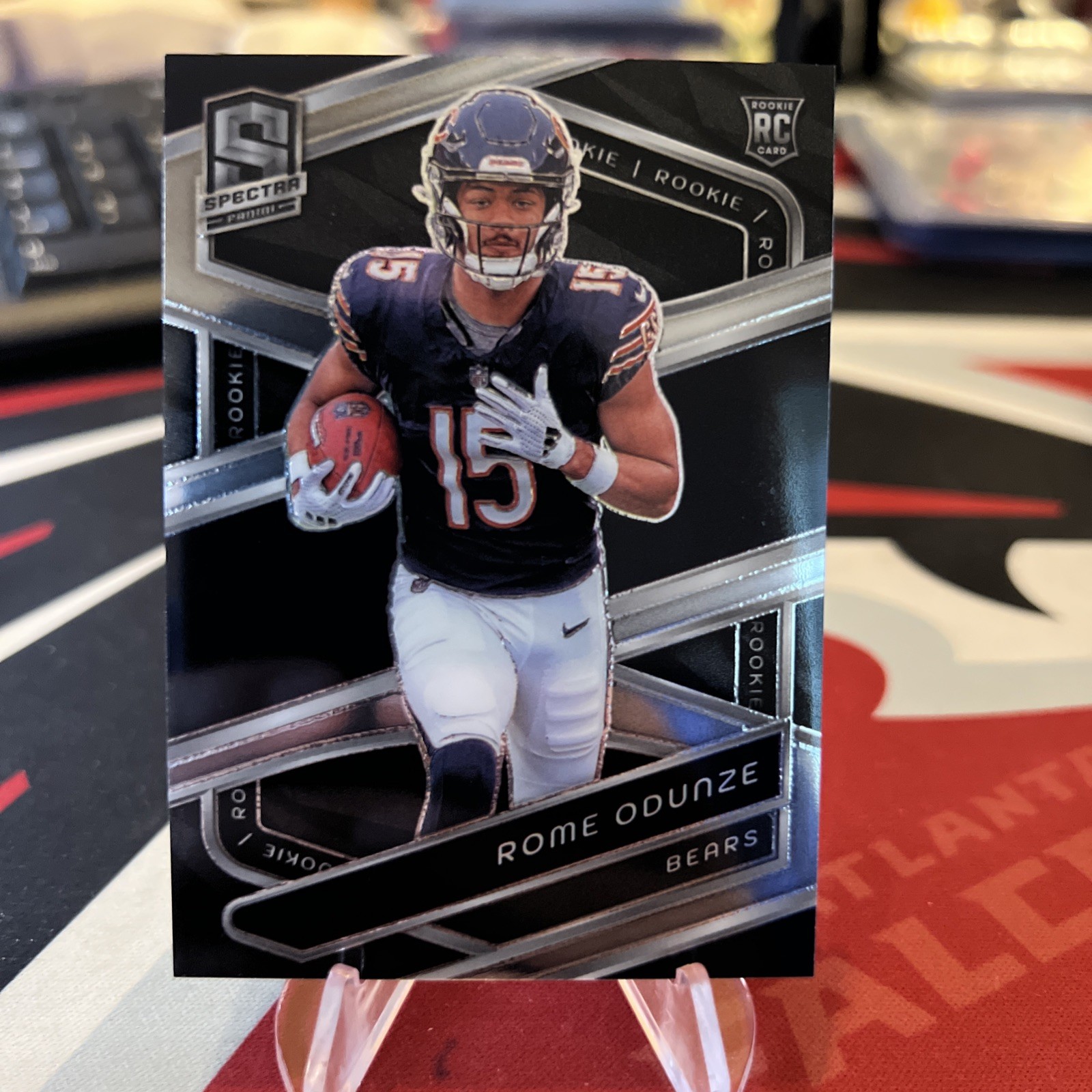 2024 Panini Spectra - Rome Odunze #120 (RC) Rookie - CHICAGO BEARS 🔥