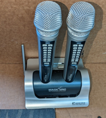 Microphones | MICROPHONE VOCAL SANS FIL DE TYPE DYNAMIQUE