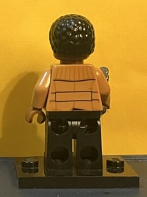Finn LEGO MiniFigure sw0676 [Star Wars Millennium Falcon 75105]
