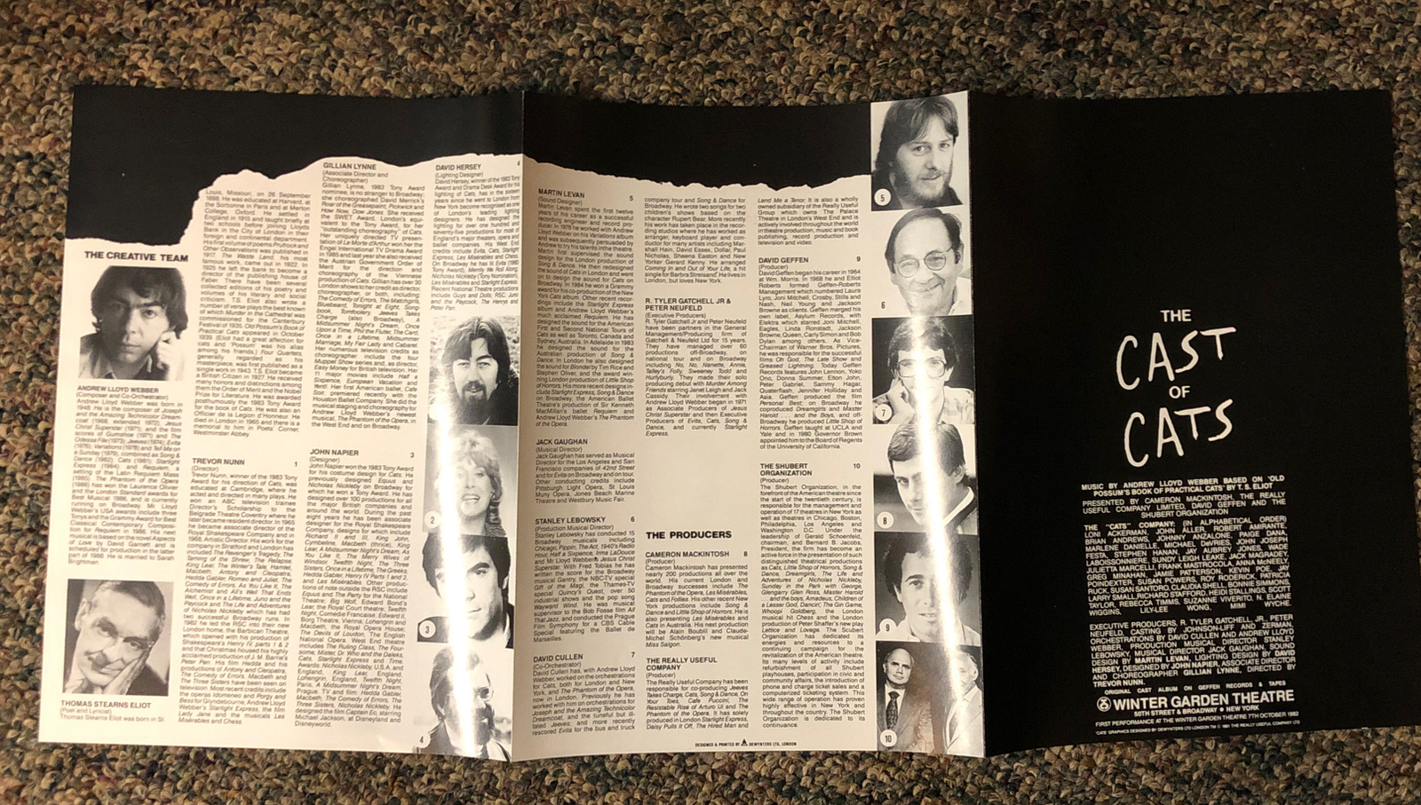 1981 CATS The Musical Broadway Souvenir Program Brochure Book & Cast