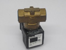 Parker 7D100P3 Solenoid Valve 120V/60Hz 110V/50Hz 10W 1/2" NPT USED