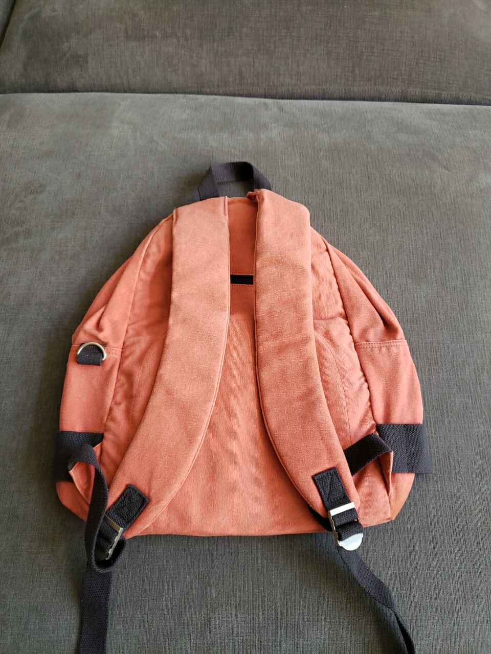 Converse Canvas Backpack - Fully Cleaned! - image 5