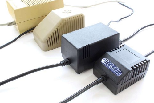 Zasilacz Commodore 64 - zasilacz C64, E.u. Europejska wtyczka 230V, nowy design, LED - Zdjęcie 8 z 12