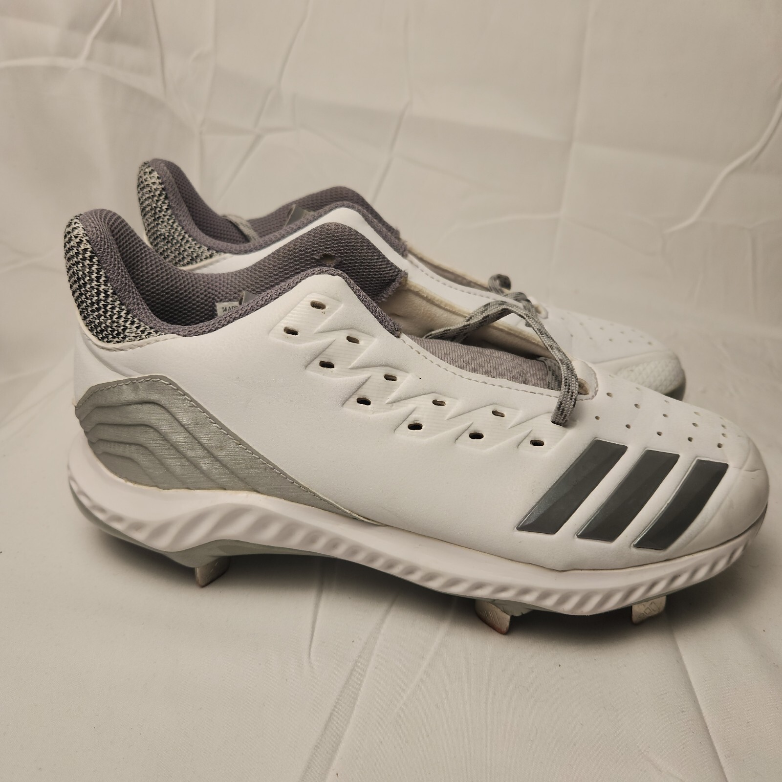 adidas Men’s Icon Bounce Low Top Lace Up Baseball White/Grey CG5252 Size 7.5 adidas Men’s Icon Bounce Low Top Lace Up Baseball White/Grey CG5252 Size 7.5