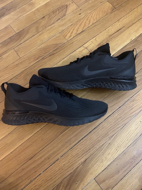 nike odyssey react triple black