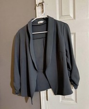Ladies Medium Gray Blazer With Stretch