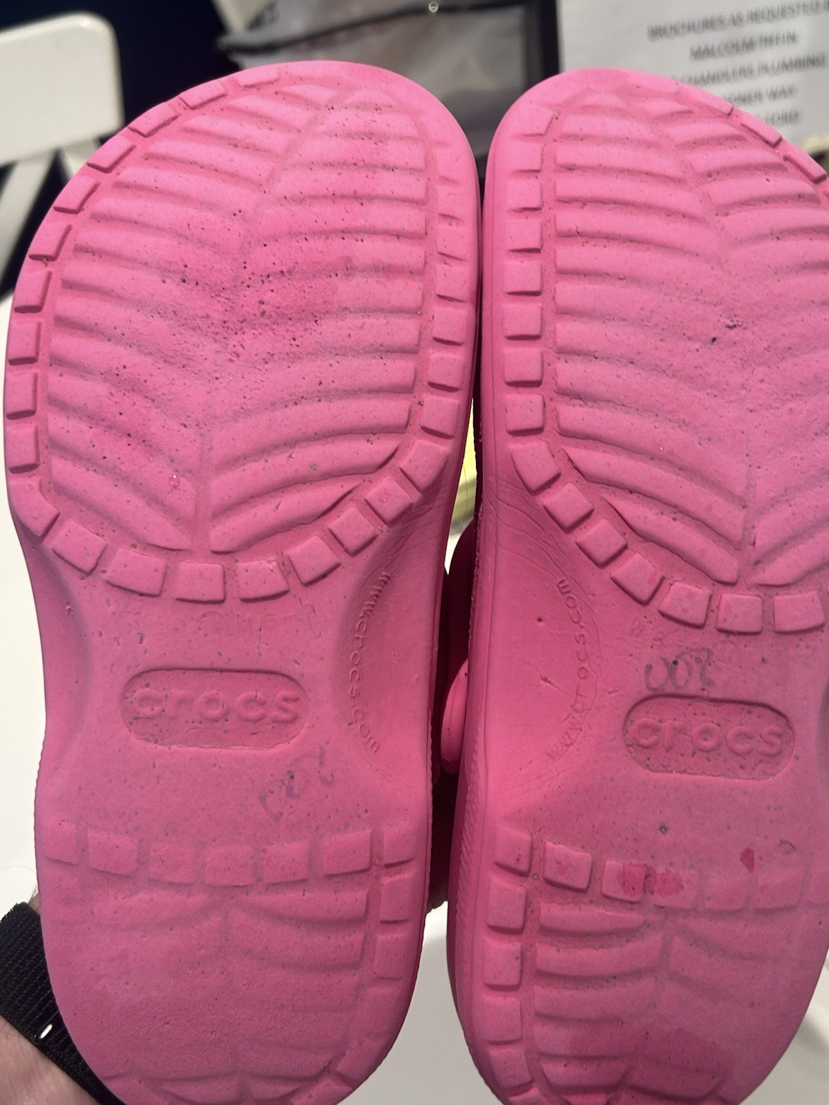 Crocs Women's Clogs Size 6 image 3