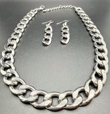 Silver Tone Chunky Curb Chain 17  -19  Adjustable Necklace / Dangle Earrings Set