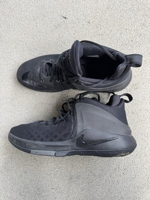 Nike LeBron Zoom Witness Basketball Sneaker Gr. 45 Triple Black