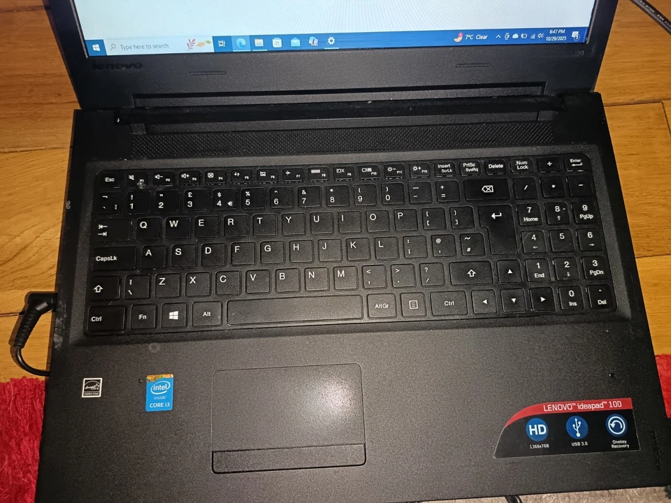 Lenovo IdeaPad 100-15IBD Laptop 15" - i3-5005U 8GB Ram + Charger For Repair - Image 2 of 4
