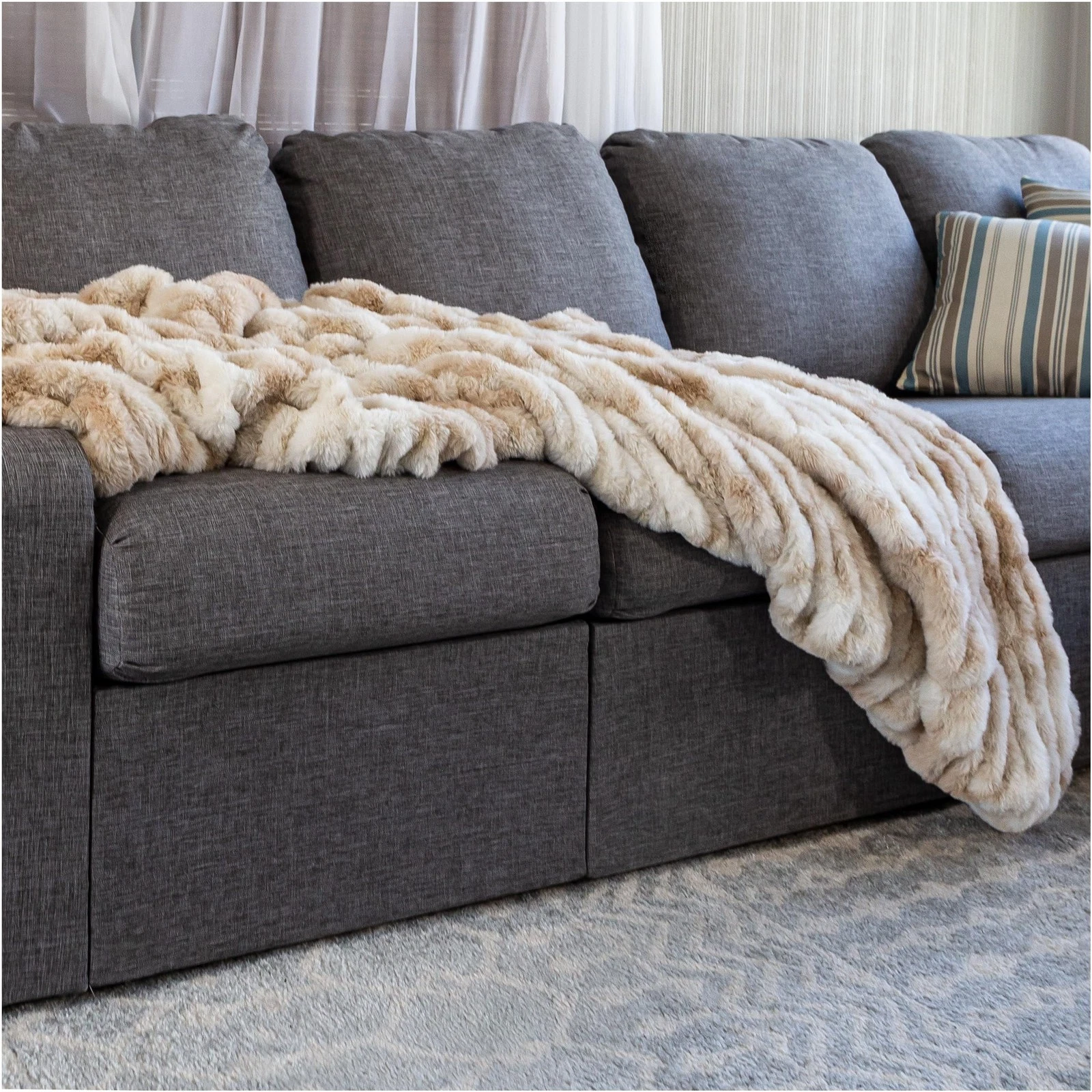 Lavish Home Faux Fur Blanket - Thumbnail 4