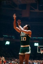 Jo Jo White Boston Celtics shoots against the Philadelphia 76ers a- Old Photo