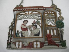 Kühn Zinn Wandbild Flachzinn Bild „DAs Handwerk – Der Friseur“ bemalt