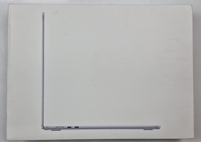 15-inch MacBook Air Apple M4 10-core CPU 10-core GPU 32GB Ram 2TB SSD Silver NEW