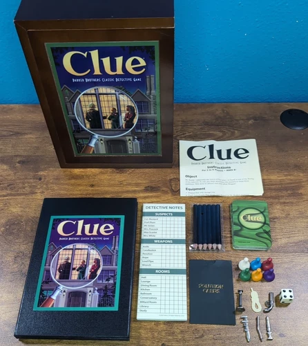CLUE Vintage Collection Wooden Bookshelf Edition Parker Brothers Complete Game
