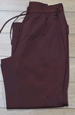 $120 Nike Mens Med APS Dri Fit ADV Stealth Versatile Pants FN3020-652 Maroon