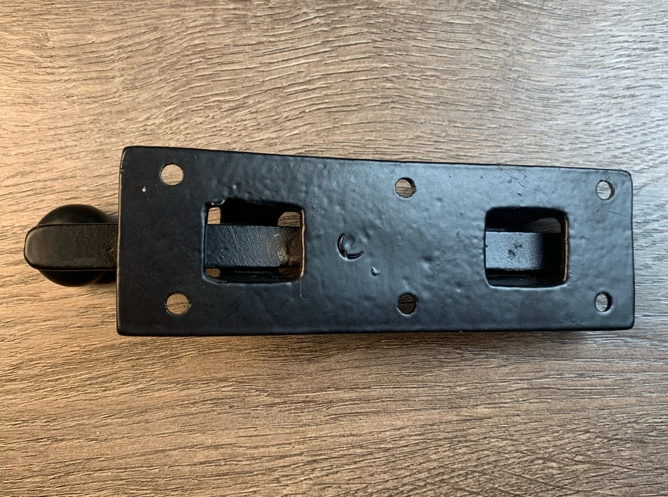 2 x Pestillos de puerta de hierro forjado con recubrimiento en polvo negro con pernos Foto 3 de 4