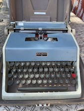 Vintage 1960s Olivetti Underwood 21 manual typewriter in case, Had Ribbons. thumbnail