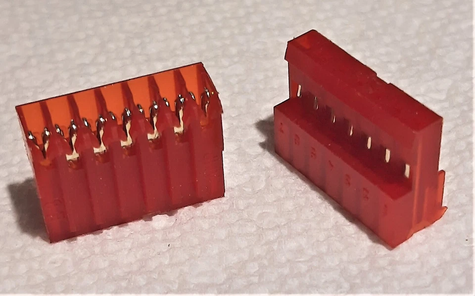 2-Pieces of Red 3-640440-7 AMP 7 POSITION MTA-100 IDC CONNECTORS for 22AWG - Image 2 of 3