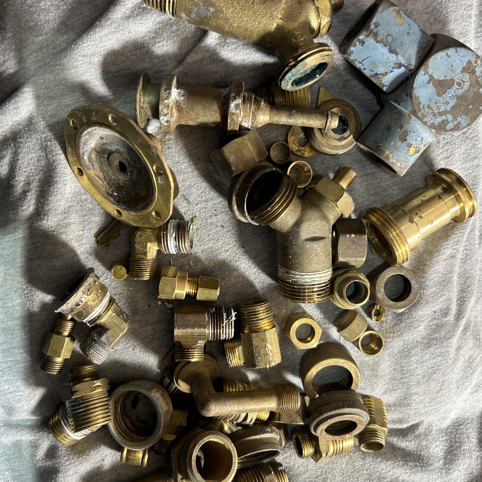 Scrap Brass and Brass Irony 6lbs 8 Oz Steampunk Art Repurpose Pipe fittings General