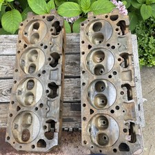 Pair Of Oem Original Big Block Mopar 452 Cylinder Heads Chrysler Dodge Plymouth