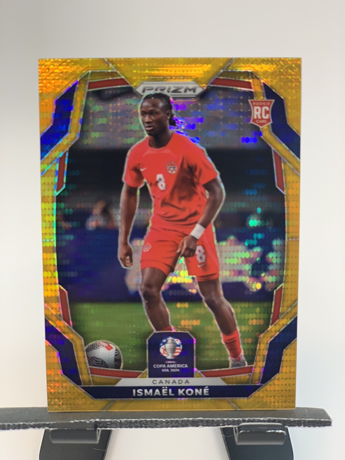 ISMAEL KONE 2024 Panini Prizm Copa America Rookie GOLD PULSAR /10 Canada