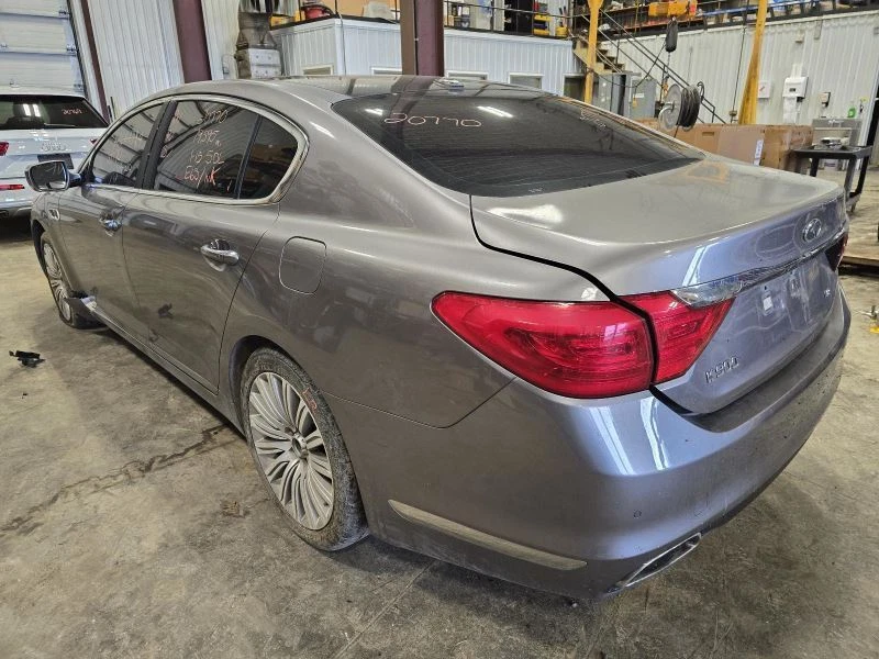 15 - 15 KIA K900 Transmission E768699 Foto 3 de 4