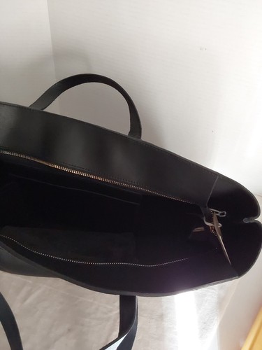 BOLSO ESENCIAL DE CUERO Madewell The Zip-Top talla grande color negro verdadero - Imagen 9 de 10