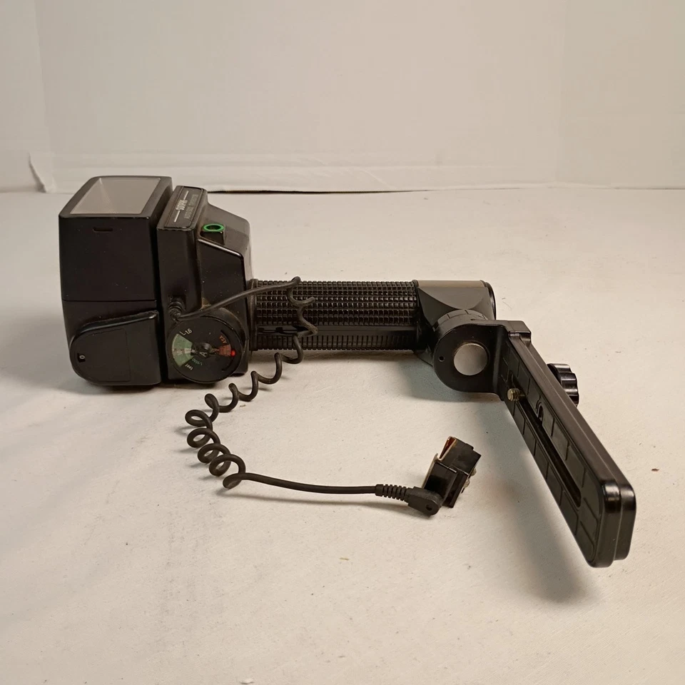 Sunpack Auto 522 Thyristor Handle Mount Camera Flash With Bracket Vintage - Image 2 of 4