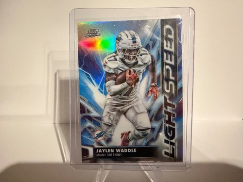 2025 Topps Cosmic Chrome Jaylen Waddle Base (RAW)