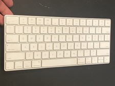 Authentic Apple Wireless Magic Keyboard, A1644 White US English Version, Compact