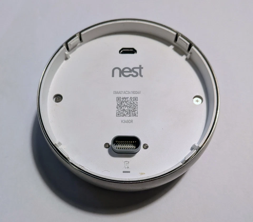 Nest google learning thermostat 3rd generation (DISPLAY & DISPLAY BASE ONLY). - Image 4 of 4