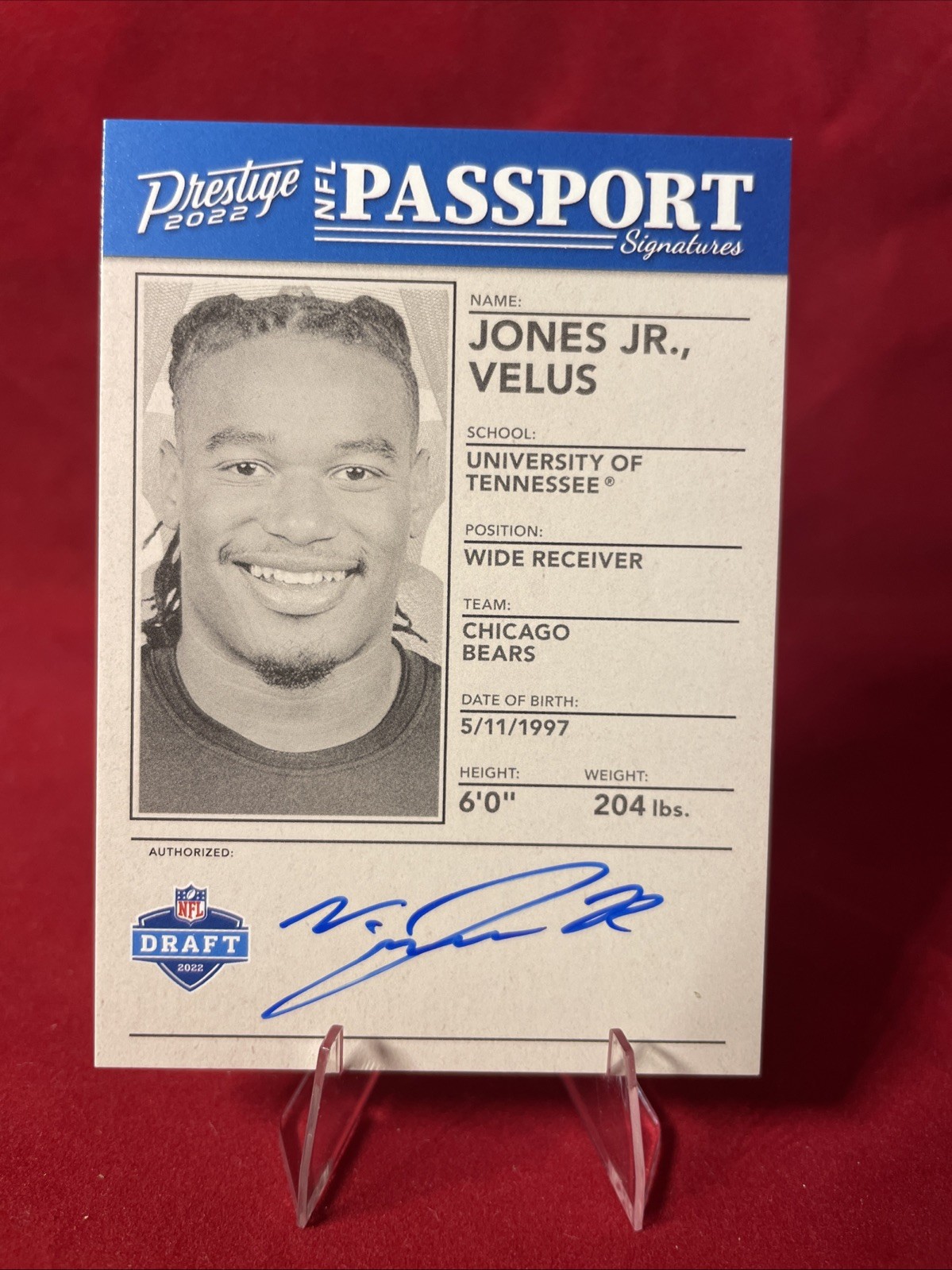 Velus Jones Jr. Panini Prestige NFL Passport Signatures #NPSVJ Base