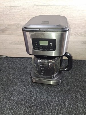 Programmierbare Filterkaffeemaschine für 12 Tassen. Guter Zustand.