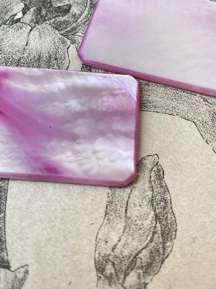 Lot de 2 anciens jetons de casino en Nacre Gravée rose XIXè - 20 Jeux - Photo 3/3