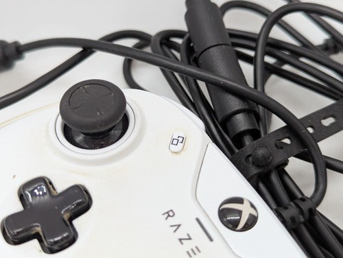 Razer Wolverine V2 gaming controller USB wired white for Xbox X S One PC B - Picture 9 of 16