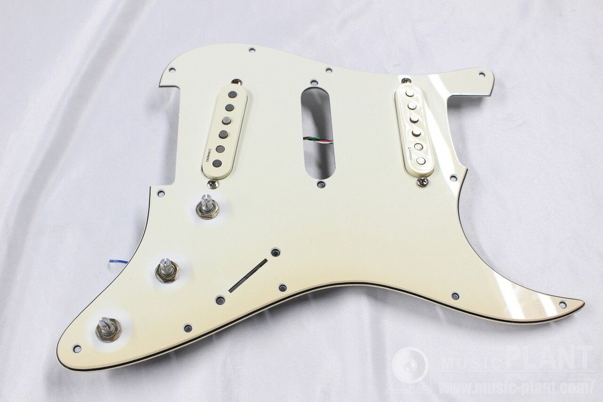 Fender Japan イングヴェイモデル ST-72-140YM YWH