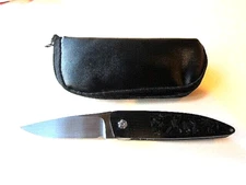 Pre Owned New John Arnold Oyster Black G10 & Shred Carbon Fiber Folder Knife