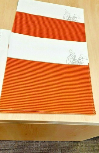 4 Ellen DeGeneres Easter Bunny Placemats Home & Garden Rabbit Carrot 15" Set NEW - Picture 3 of 7