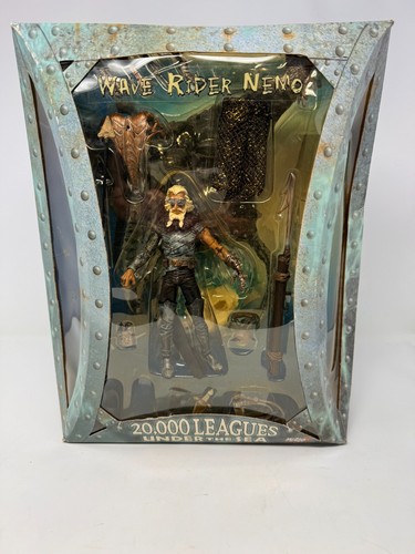 Mezco 20,000 Leagues Under The Sea WAVE RIDER NEMO 2001 Figure NEW ...