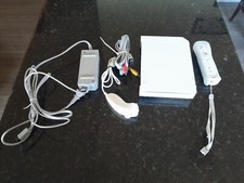 Nintendo Wii Console RVL-001 w Remote  Nunchuck White - Tested Working