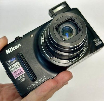 Nikon COOLPIX S9400 18.1 MP 18x Optical Zoom Black Digital Camera - 100% Working