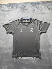 Camiseta de entrenamiento Real Madrid 2016-2017 Adidas UEFA Champions League. Gris pequeño