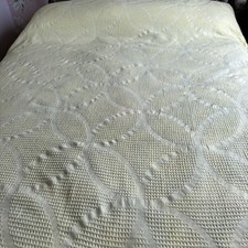 Vintage Vantona Waffle 1960s Lemon Yellow Cotton Bedspread Tassels  1.8 x 3m #B7