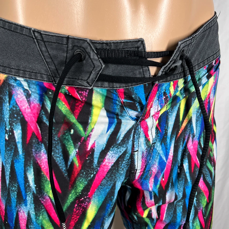 Volcom x Pangeaseed Men's 28W Multicolor Abstract Print Mod-Tech Board Shorts - Image 2 of 4