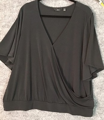 Black Loose Fitting Top SZ2X Giuliana W/flutter, Sleeves, criscross Front