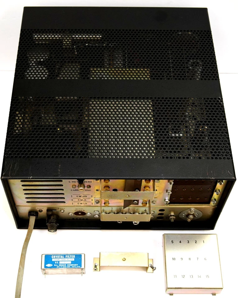 DRAKE R-4C HAM BANDS RECEIVER w/ DRAKE 500hz CW FILTER + RCC4 + ORIGINAL MANUAL - Image 4 of 4