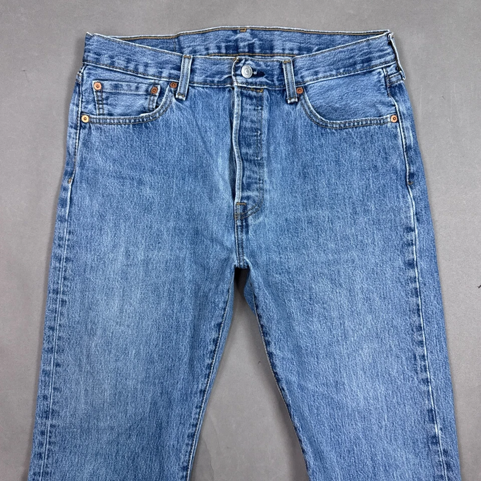 Мужские джинсы Levis 501 34x30 синие джинсовые брюки на пуговицах прямые рабочая одежда выцветшие - Изображение 3 из 4