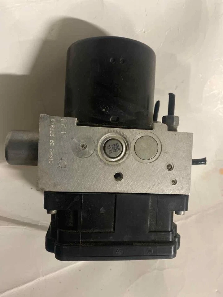 Conjunto de módulo de bomba de freno ABS antibloqueo camioneta Dodge Ram 1500 17-22 original OEM Foto 4 de 4